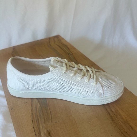 Soludos White Mesh Lace-Up Sneakers | Ibiza Style | New With Box | Size 8 - Picture 3 of 9